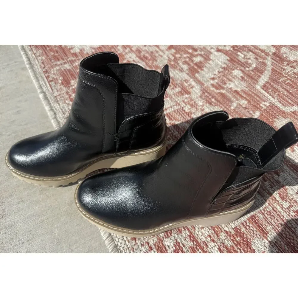 DV by Dolce Vita Black Chelsea Boots Women’s Size 6 Worn Once Excellent